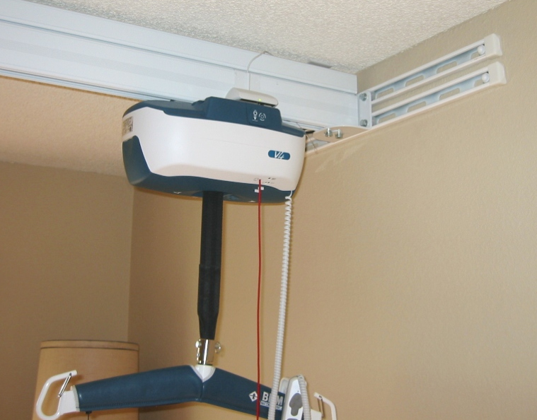 fixed-track-post-wall